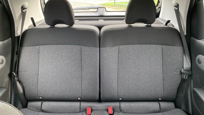 Hyundai INSTER 85kW 01 49kWh 5dr Auto Electric Hatchback